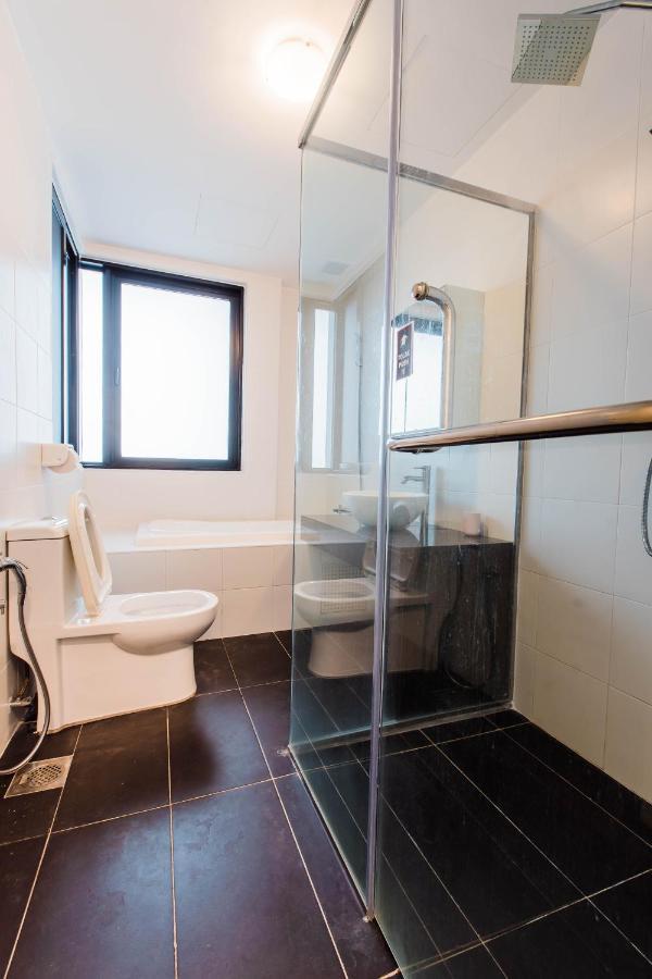 Cozy Homestay With Wifi @Encorp Strand Mall @Alpha Ivf Petaling Jaya Buitenkant foto