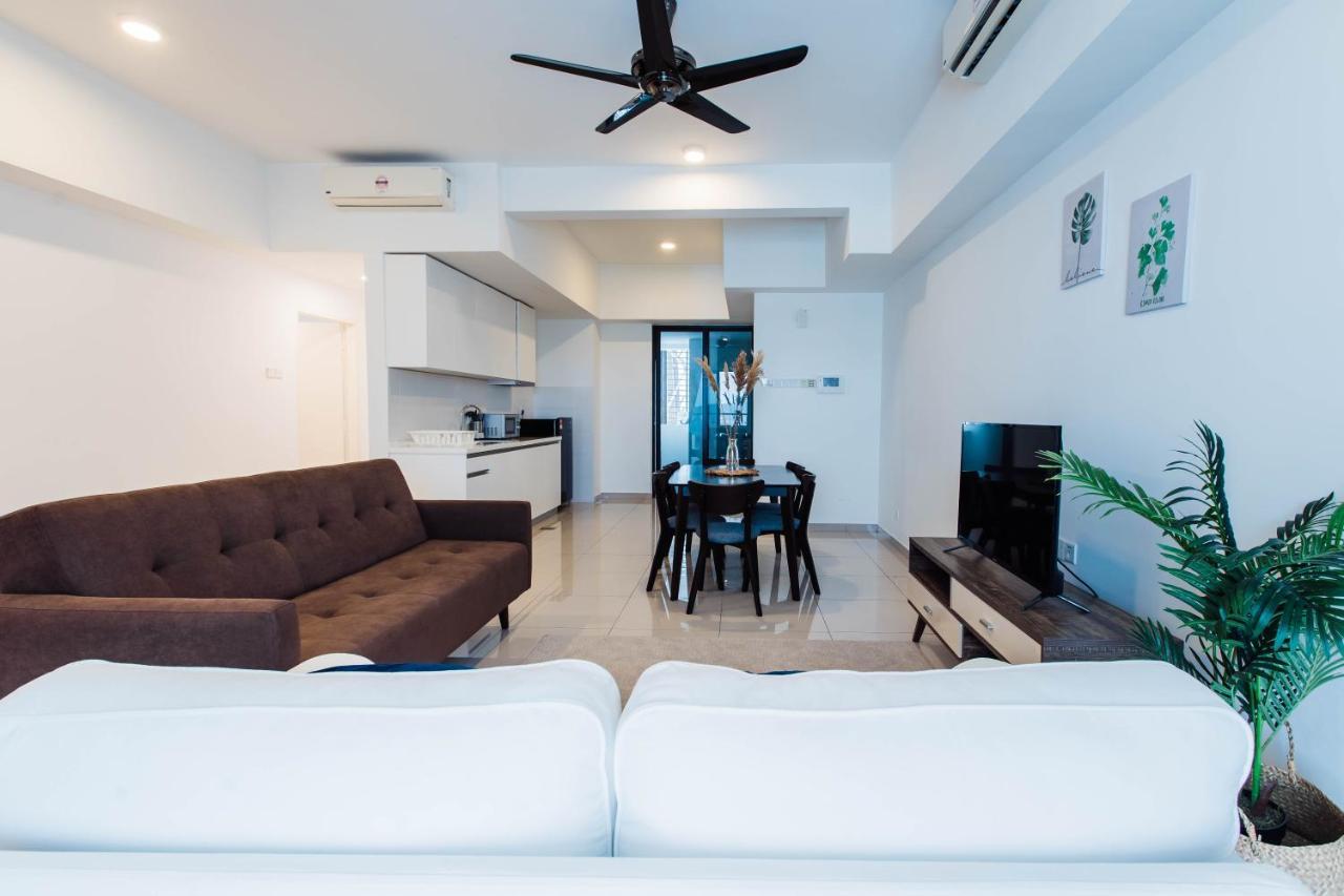 Cozy Homestay With Wifi @Encorp Strand Mall @Alpha Ivf Petaling Jaya Buitenkant foto